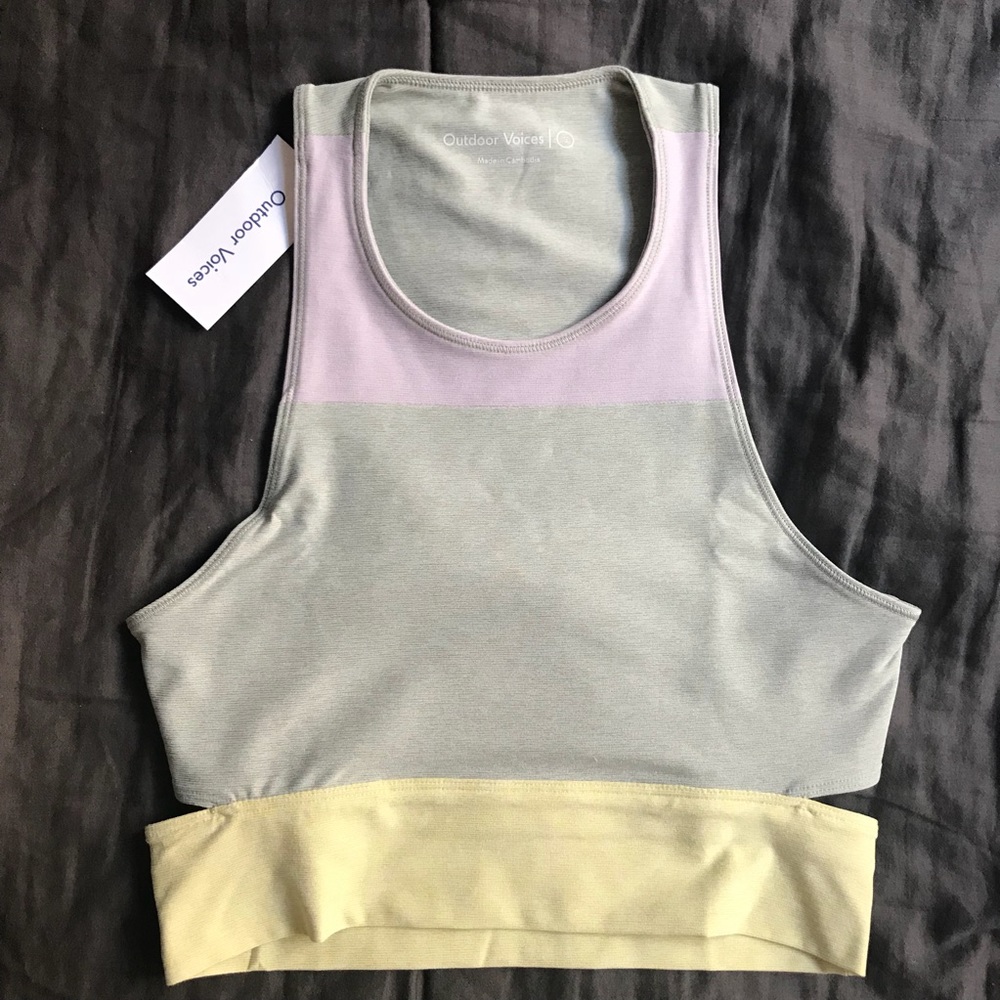 NWT OUTDOOR VOICES Tri-tone Slashback Crop!